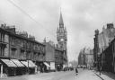 City Chambers, Renfrew, Scotland, circa 1910 (Photo by Fox Photos/Hulton Archive/Getty Images).