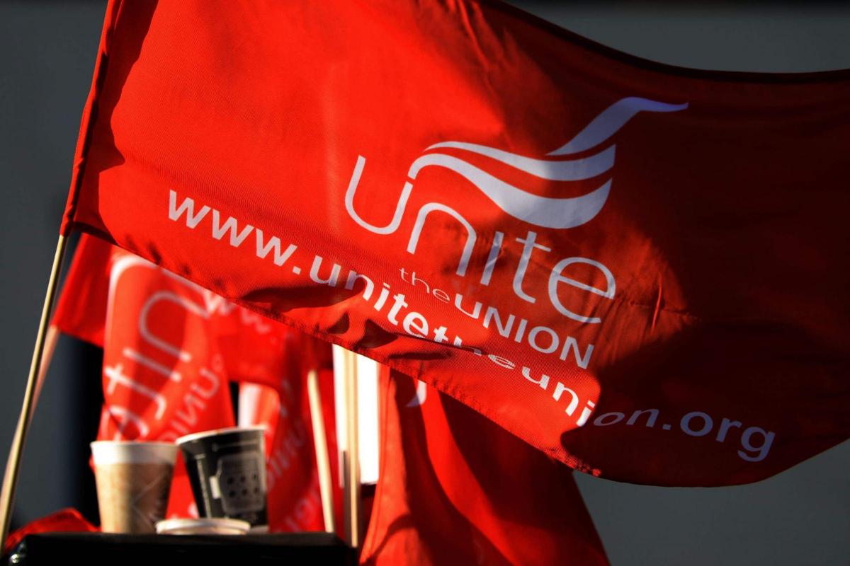 The Cameron House hotel faces a fightback from Unite over its practices concerning staff tips