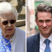 Gavin Williamson (right) intervened after some Oxford students chose to take down a picture of the Queen which had been hanging since 2013