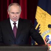 Kremlin accuses Ukraine of trying to assassinate Putin with drone strike