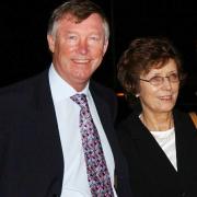 Sir Alex Ferguson’s wife has died.