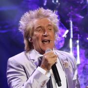 Sir Rod Stewart was booed by concertgoers