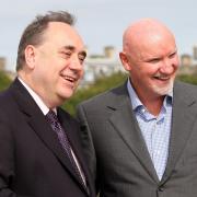 Alex Salmond and Sir Tom Hunter in 2007