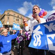 Yes and Better Together supporters listen to Jim Murphy Shadow Secretary of State for International Development