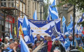 People marched through Falkirk in favour of Scottish independence
