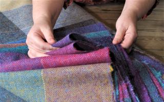 Independent weavers are at the mercy of the mills